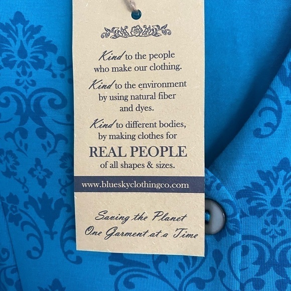 BLUE sky tunic size small - Picture 4 of 6
